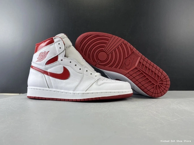 Kick Theory Retro 555088-103 Air (2017) 1 Red Metallic Jordan 0814
